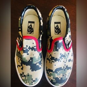 VANS DIGI CAMO SLIP ON SHOES KIDS